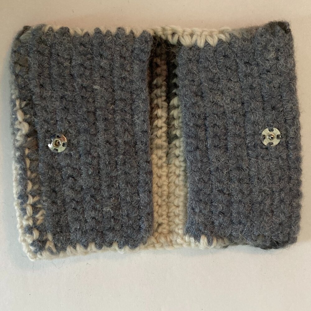 Crochet Card Wallet - Gray/Black/cream– fold-over